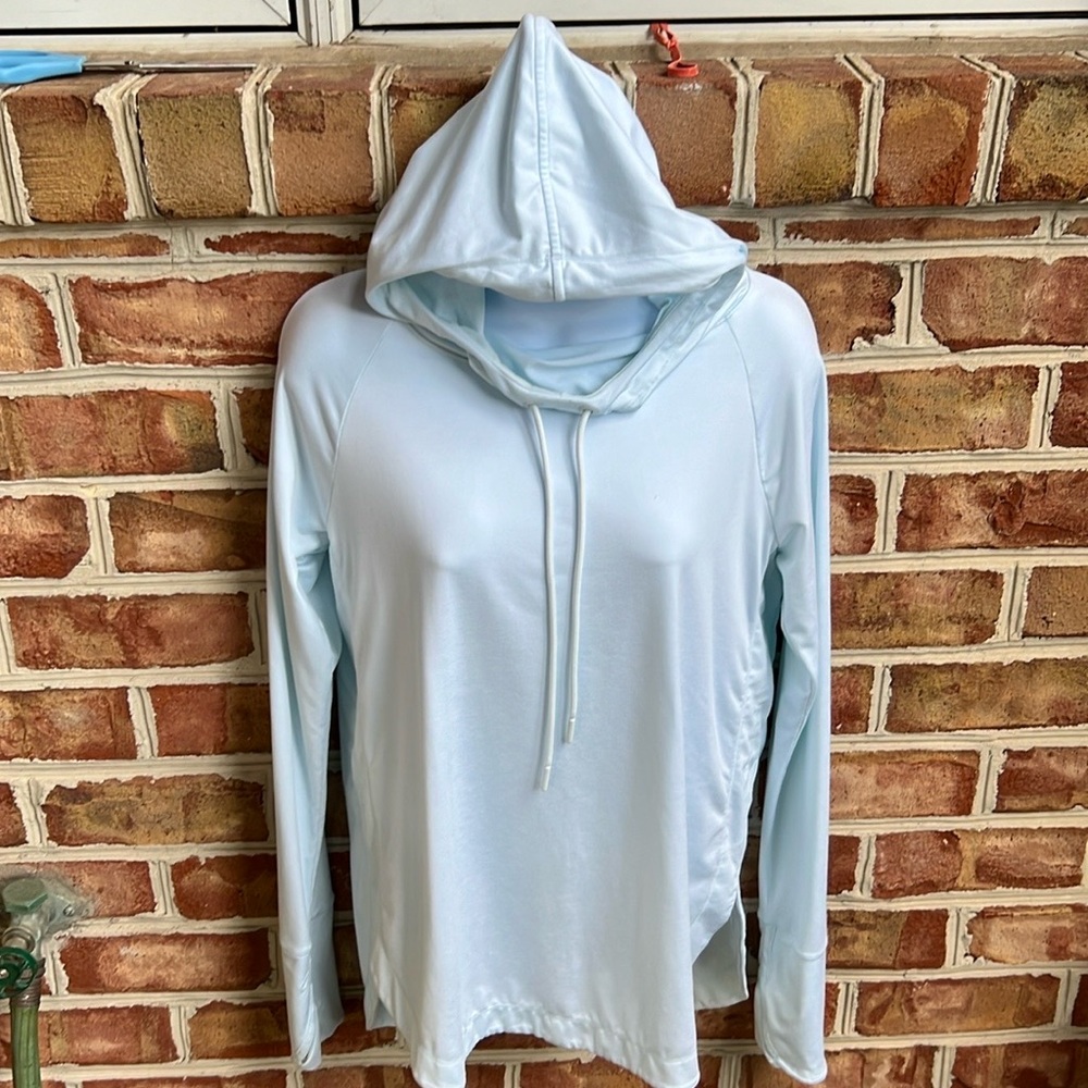 Athleta long sleeve uptempo hoodie lightweight sweatshirt. Pale green. Small
